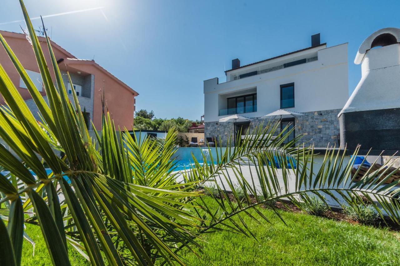 Sun & Sea Villa Kornić Eksteriør bilde