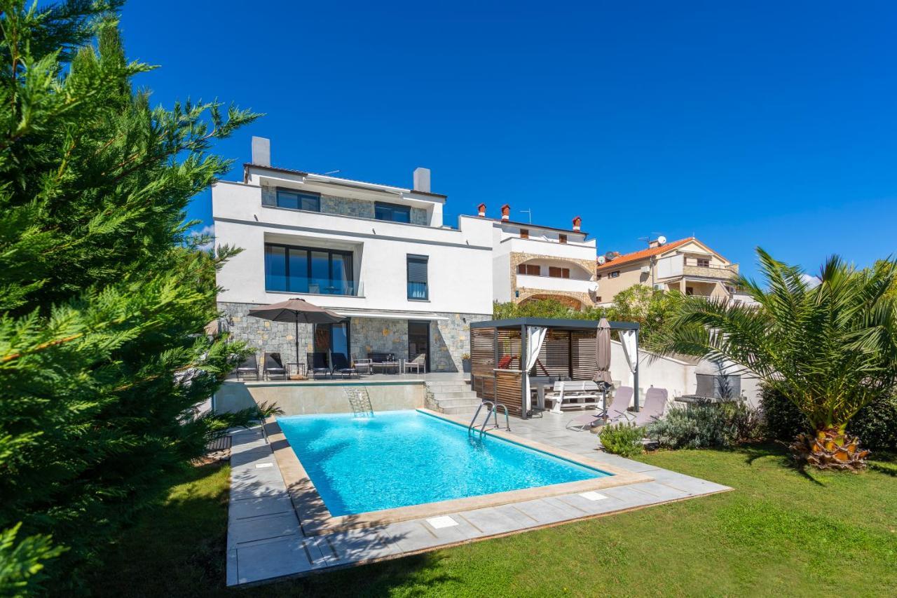 Sun & Sea Villa Kornić Eksteriør bilde